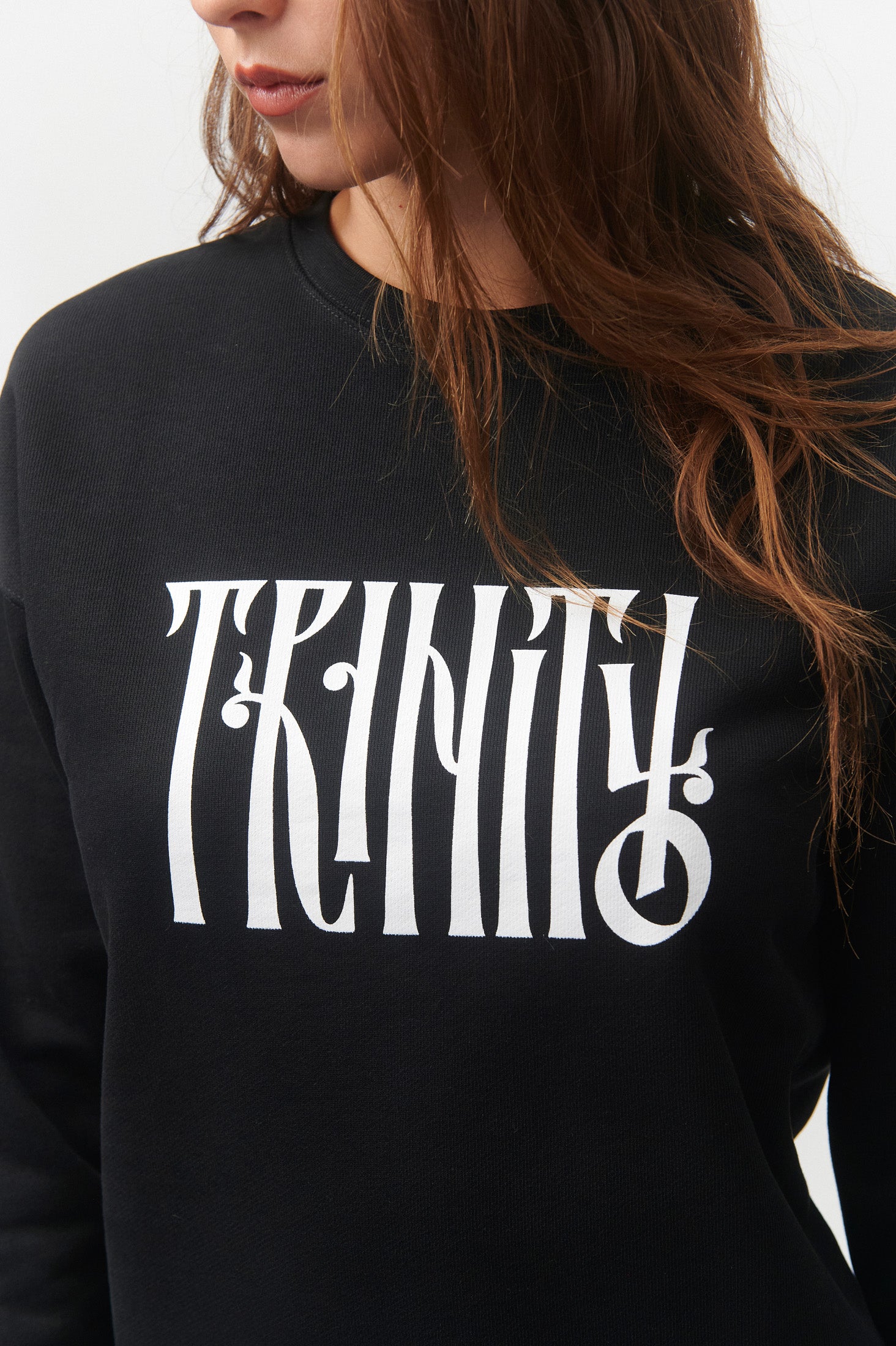 CLASSIC CREWNECK TRINITY